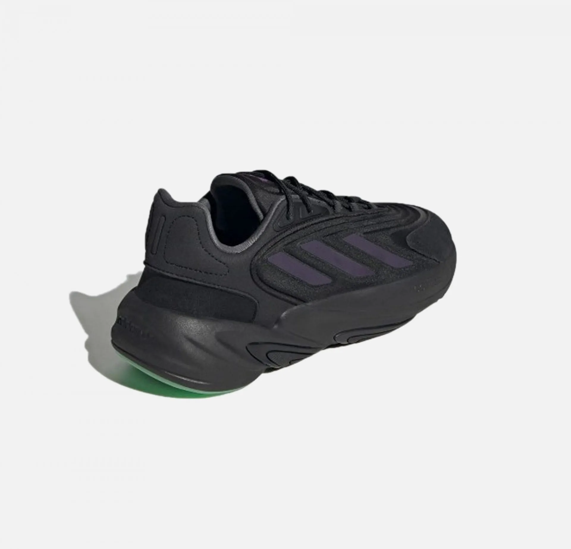 Adidas Originals | OZELIA  { CORE BLACK