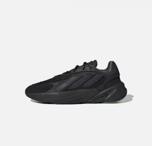 Adidas Originals | OZELIA  { CORE BLACK