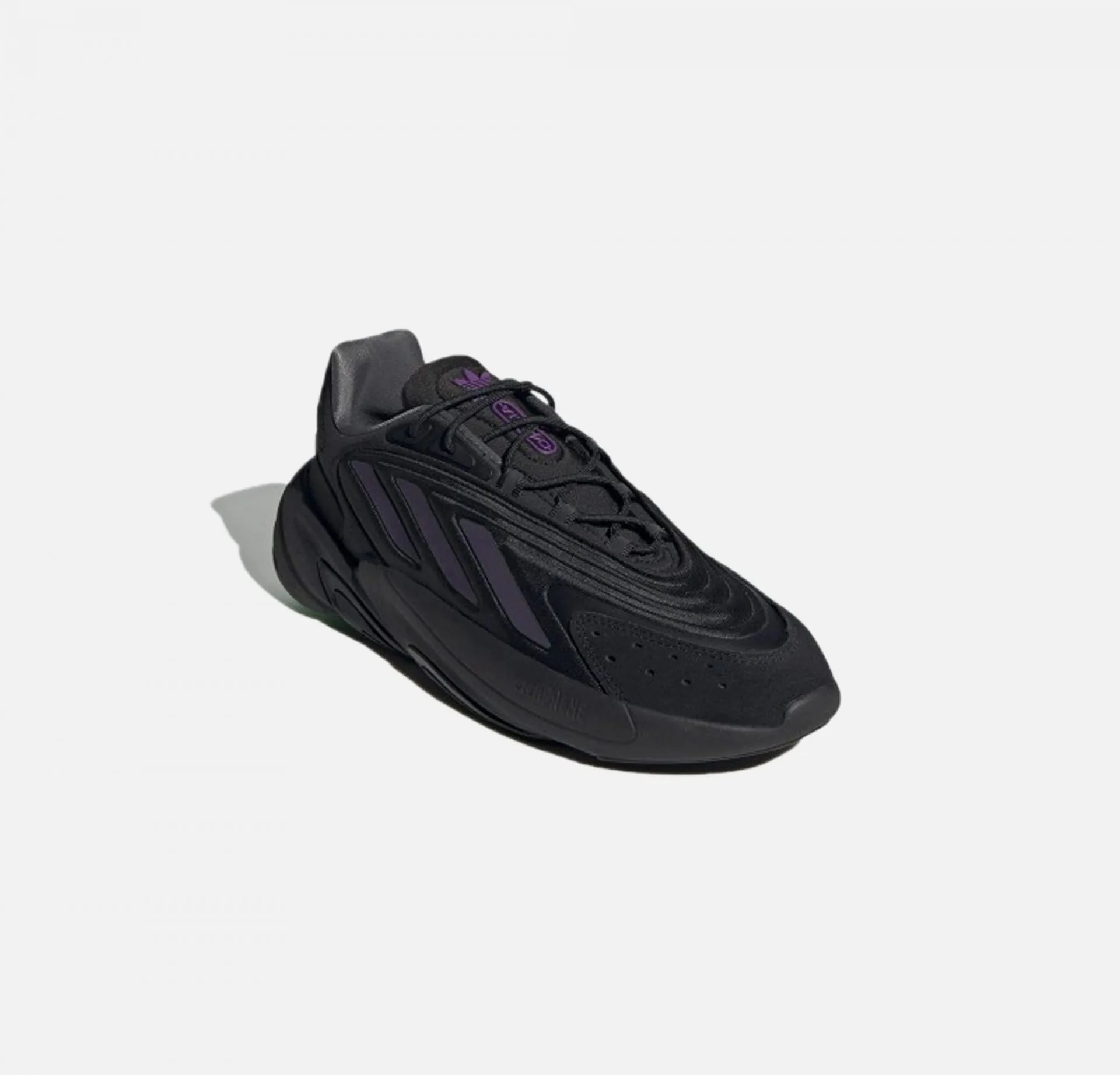 Adidas Originals | OZELIA  { CORE BLACK