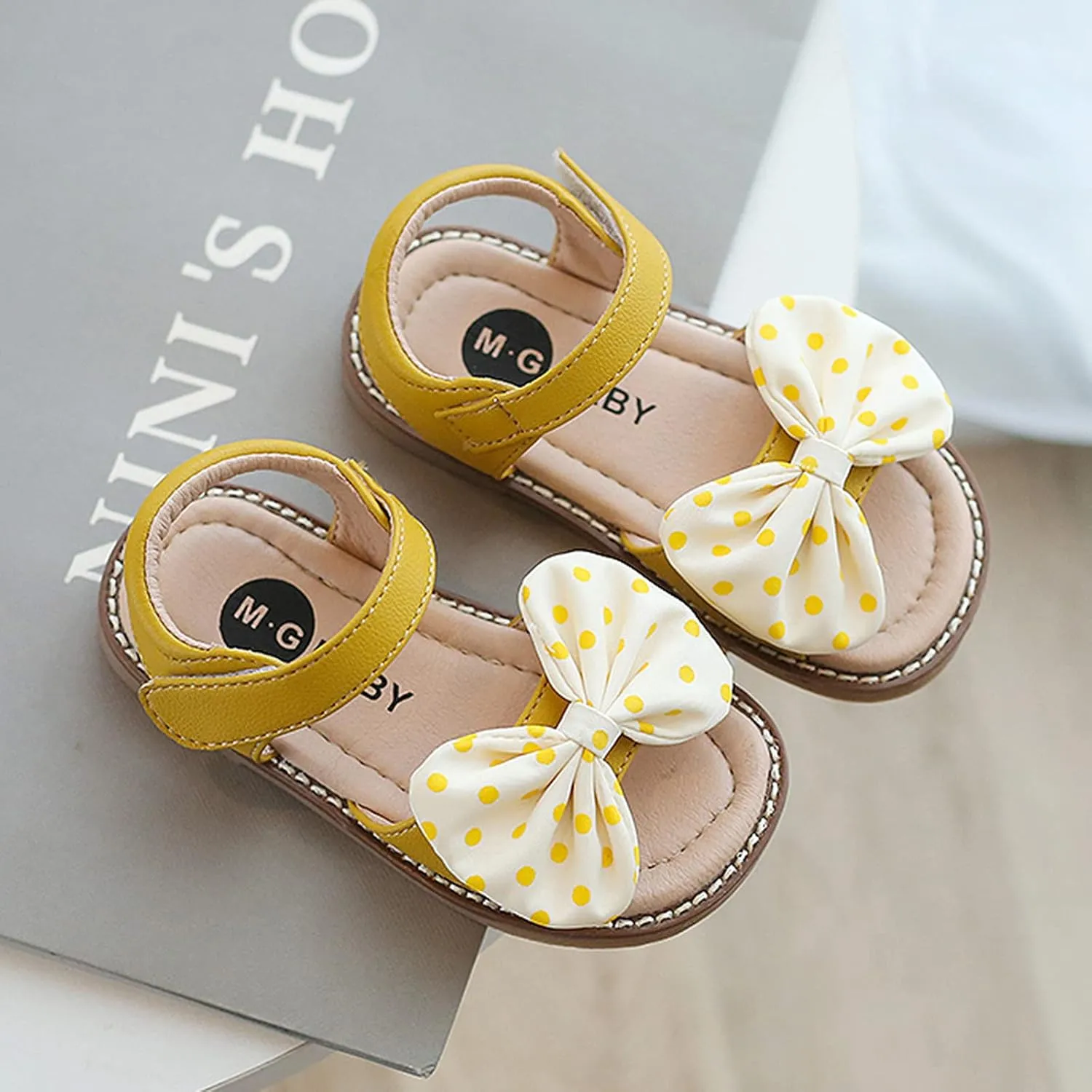 Children Kid Girl Dot Bowknot Princess Beach Shoes Soft-Soled Non-Slip Sandals Summer Flat Dress Sandals for 2-9Years