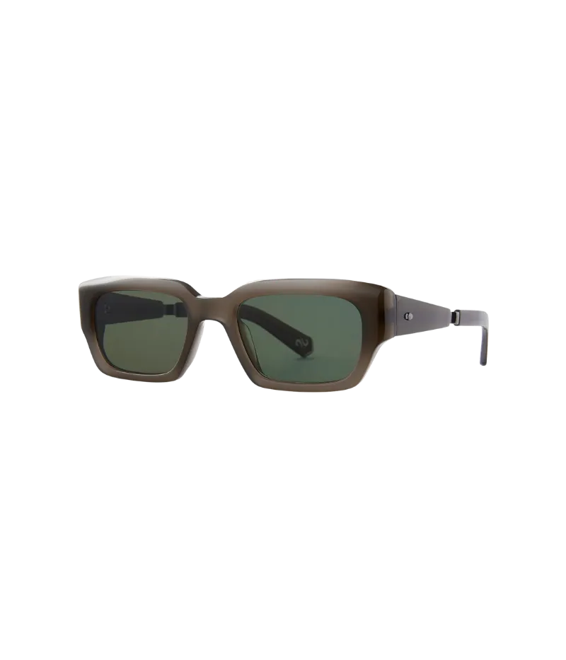 Maverick Sun 51 in Antique Gold