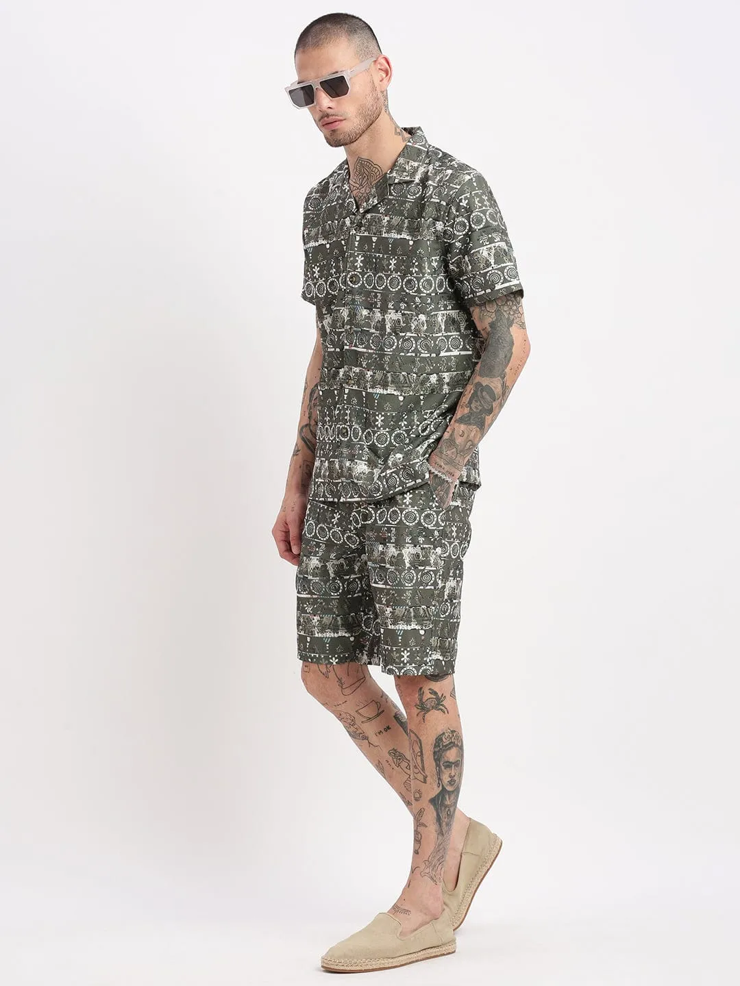 Men Graphic Printed Cuban Collar Green Co Ords Set