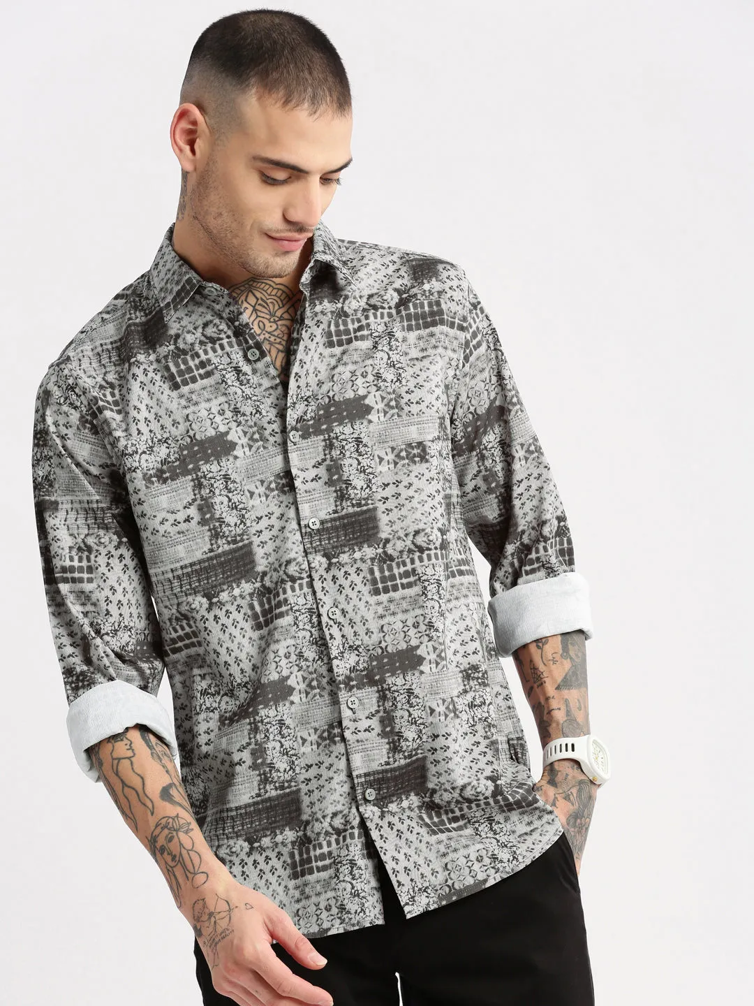 Men Grey Standard Slim Fit Abstract Printed Spread Collar Casual Shirt