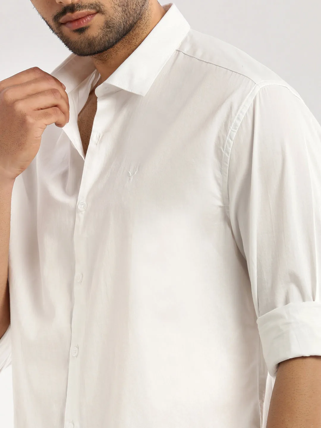 Men White Slim Fit Long Sleeves Cotton Casual Shirt