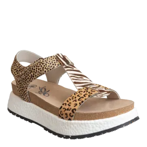 MEND in ANIMAL PRINT Platform Sandals