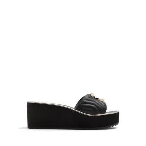 Menhaden Beach Sandals - Black