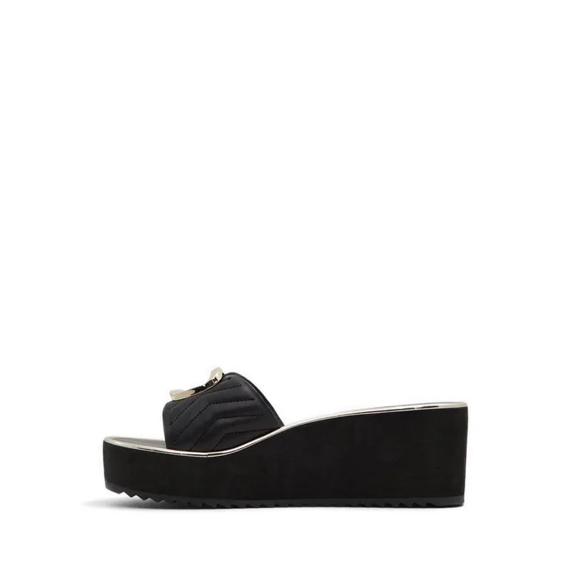 Menhaden Beach Sandals - Black