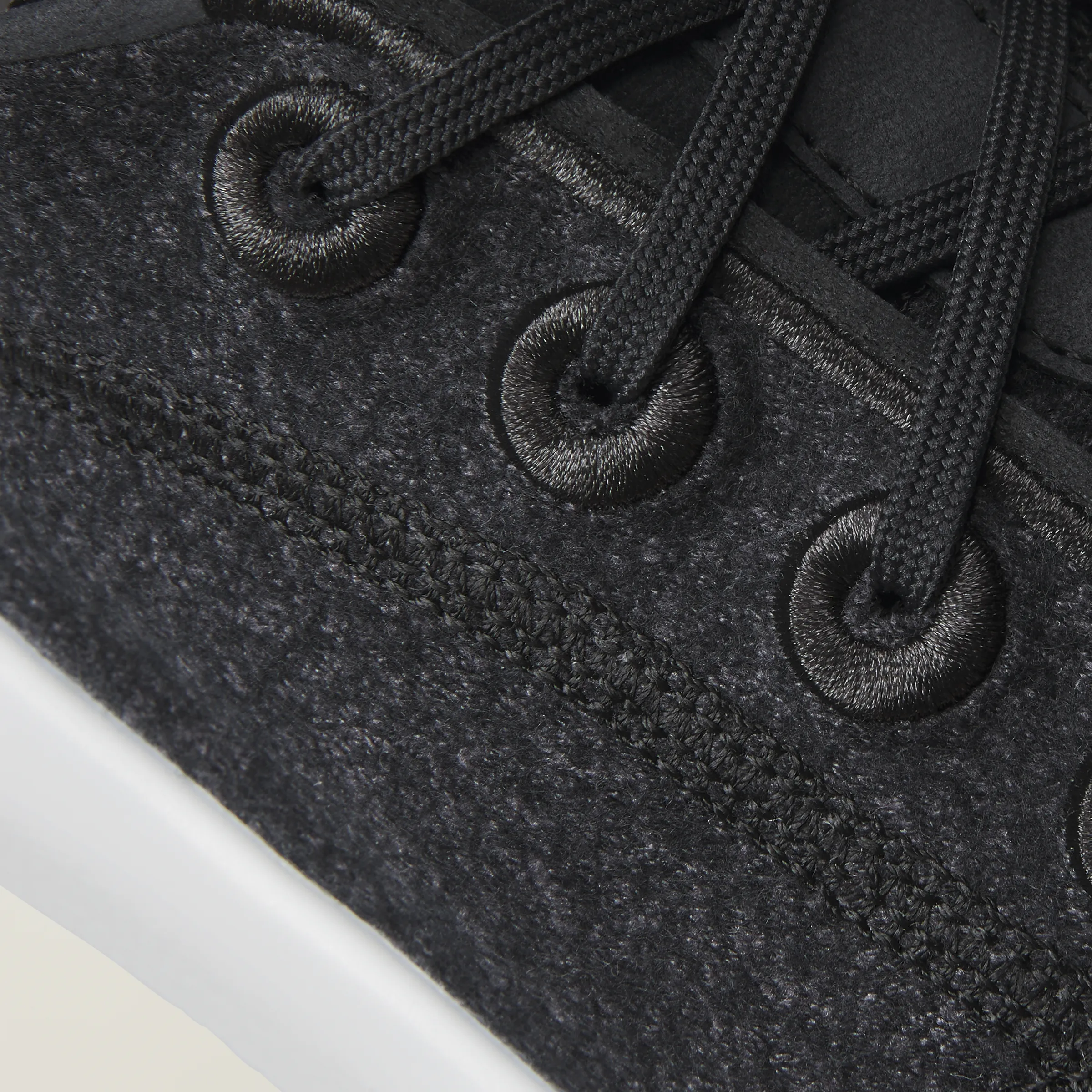 Men's SuperLight Wool Runners - Natural Black (Blizzard Sole)