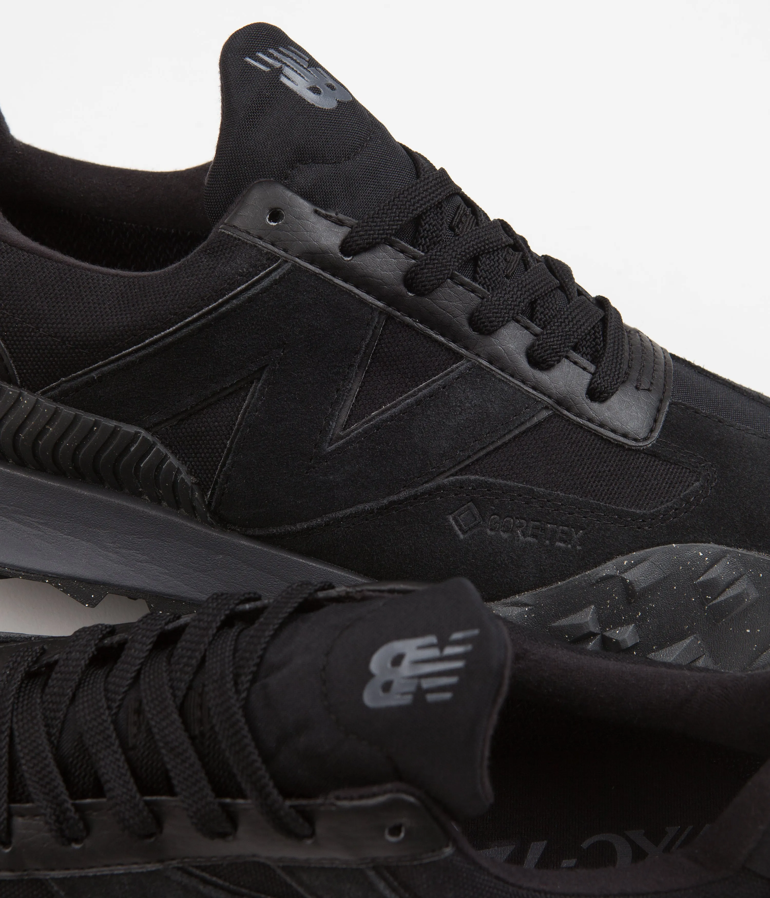 New Balance XC-72 Shoes - Black / Black