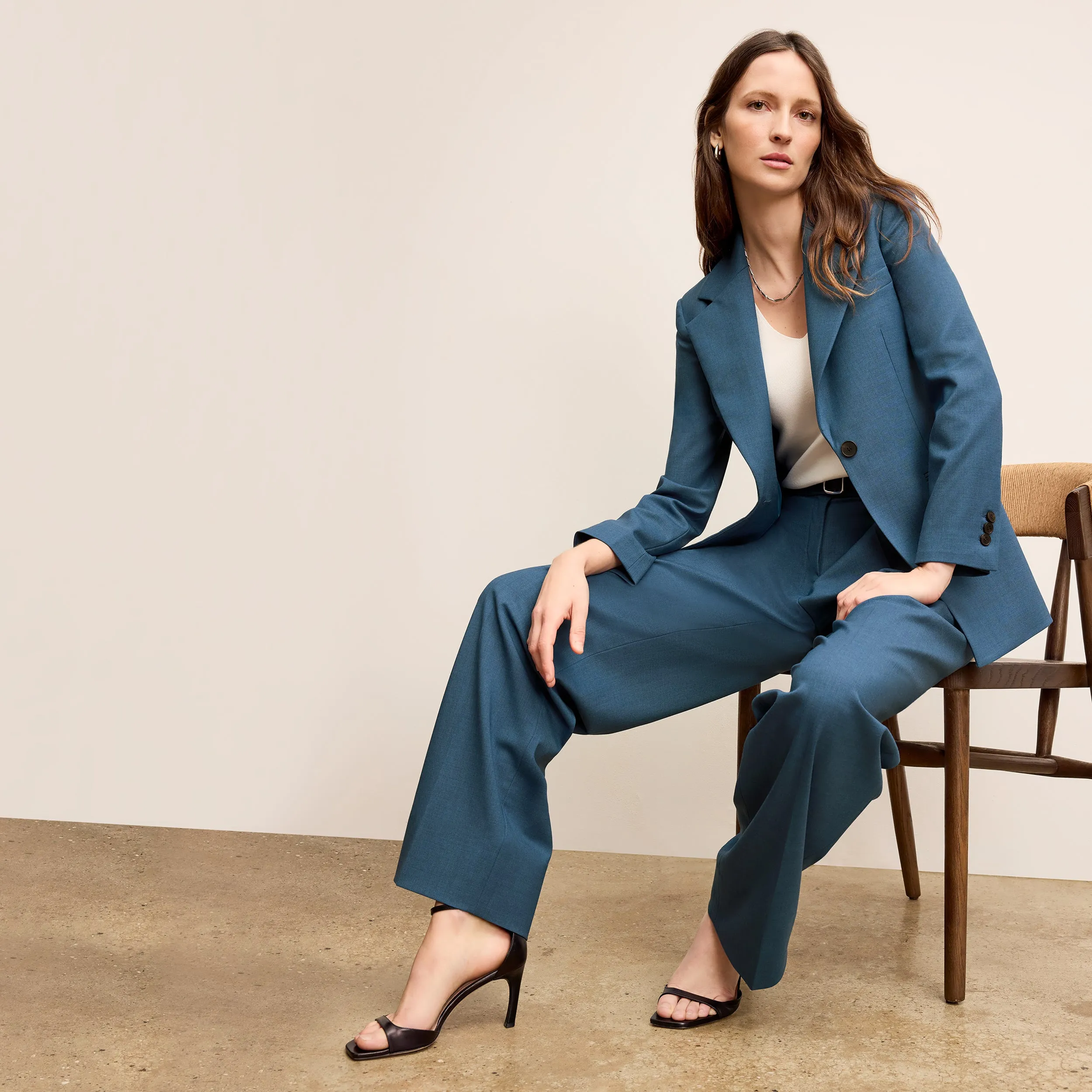 Rossi Executive Blazer - Wool Twill :: Bluebell