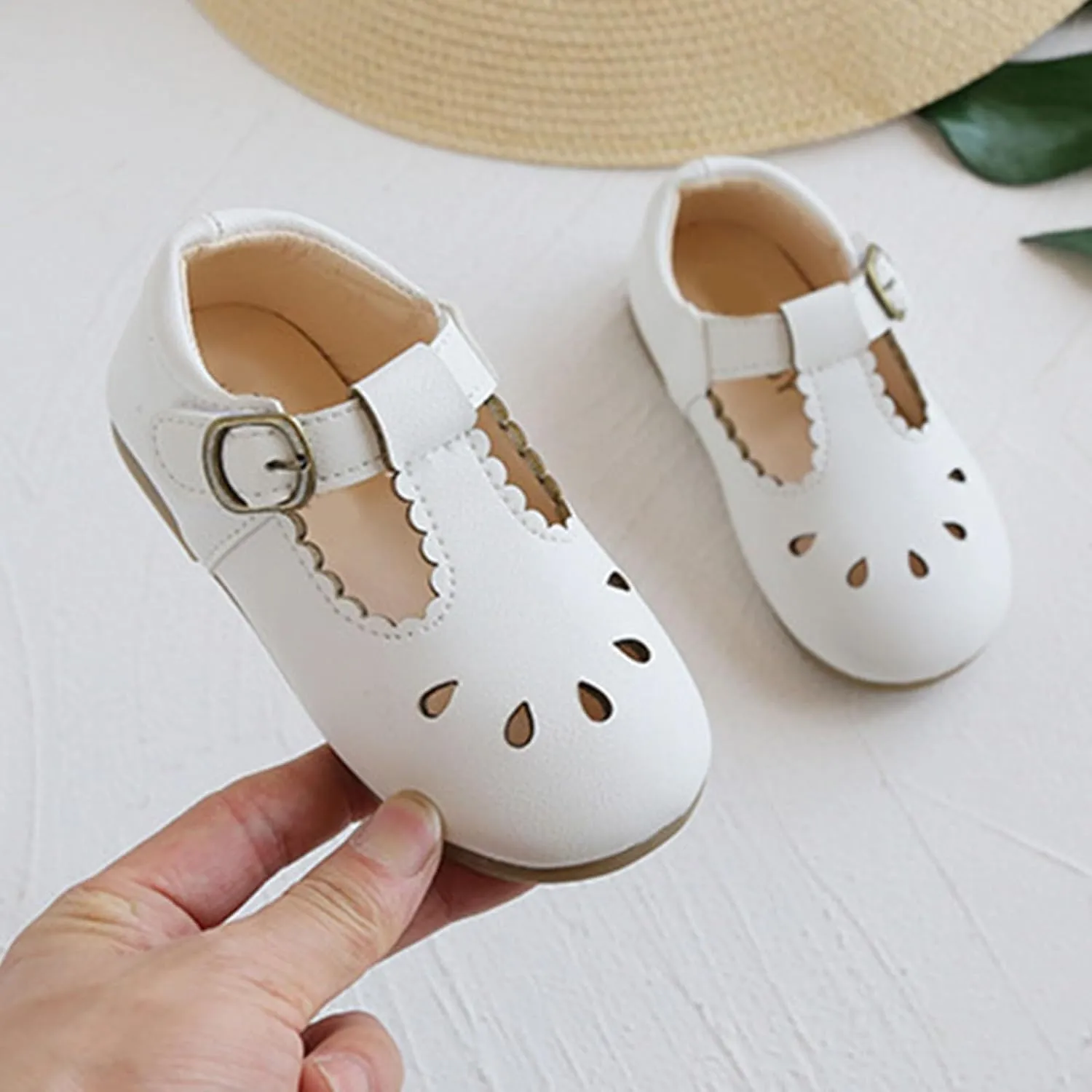 Toddler Girl T Strap Mary Jane Dress Shoes, Little Girl Closed Toe Hollow Buckle School niform Walking Shoes