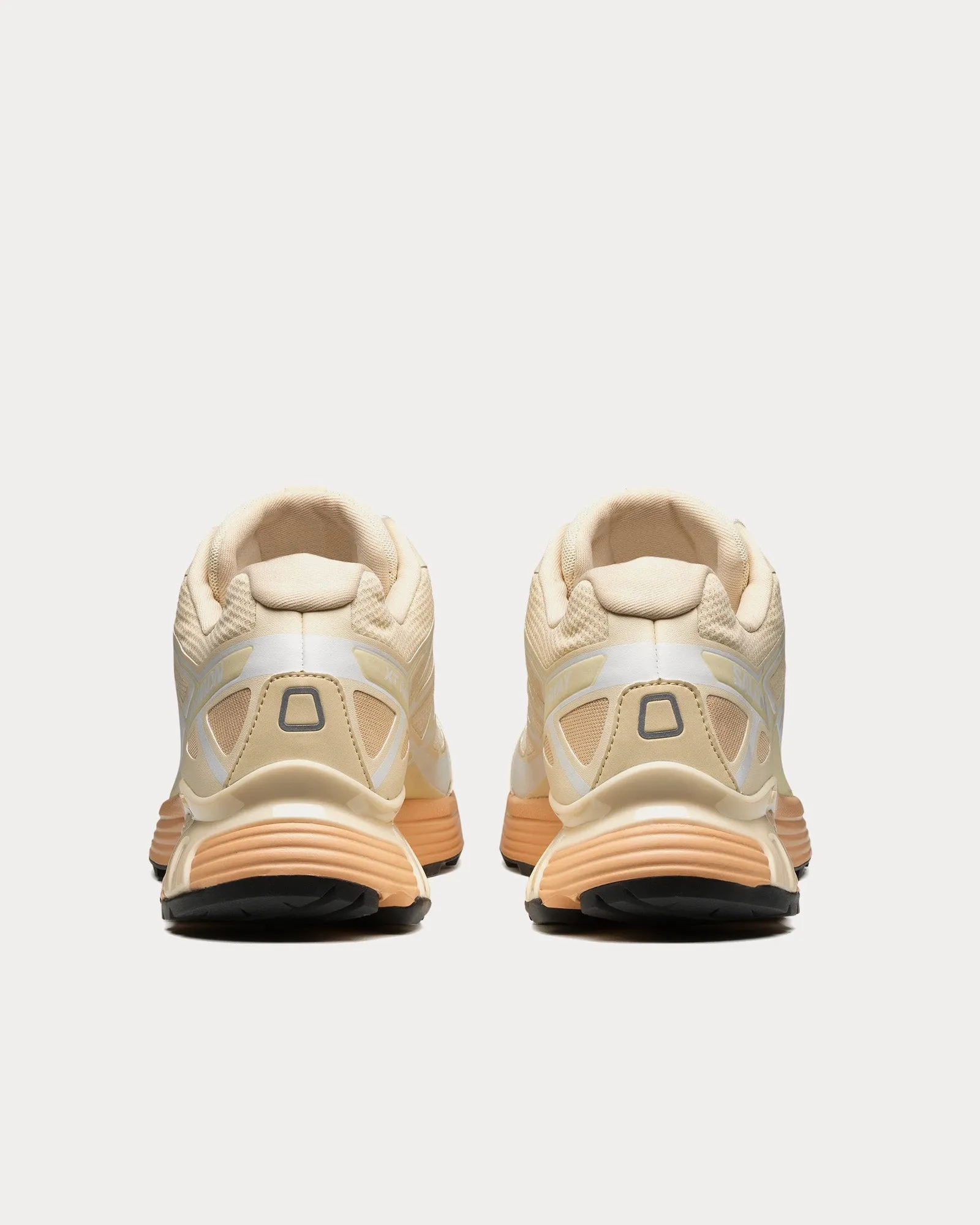 XT-Pathway Bleached Sand / Hazelnut / White Low Top Sneakers